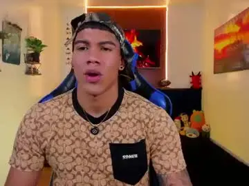 Chaturbate Sex Chat of damian_latinxxx