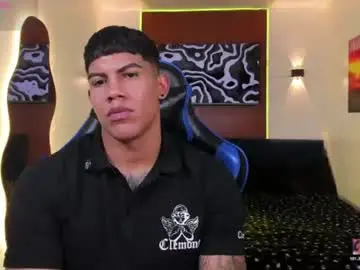 Chaturbate Best live sex cam show of damian_latinxxx
