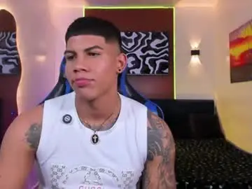 Chaturbate Sex Chat of damian_latinxxx