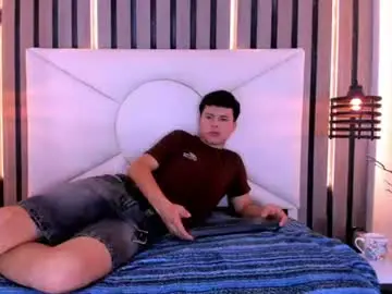 Chaturbate Live Porn of ethan_brooks_