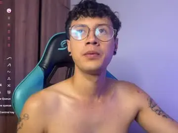 Chaturbate Nude Webcam of leaneseb