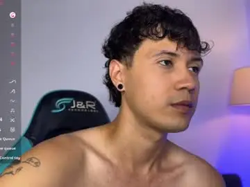 Chaturbate Watch Live Sex Cams of leaneseb