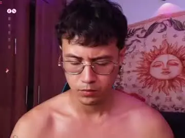 Chaturbate Live Porn of leaneseb