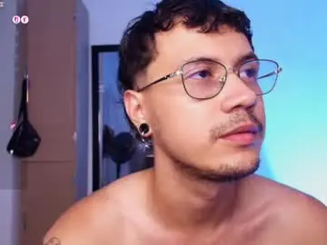 Chaturbate Free Porn Cam of leaneseb