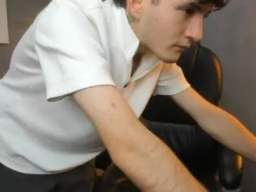 Chaturbate Live Porn of trevor_mob