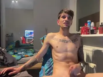 Chaturbate Nude Webcam of wajlyhaze2