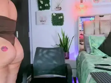 Chaturbate Free Live Porn of yellow_lily