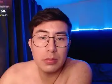Chaturbate Free Porn Cam of andrewmhilton_