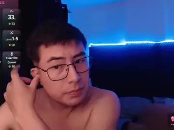 Chaturbate Sex Cam of andrewmhilton_