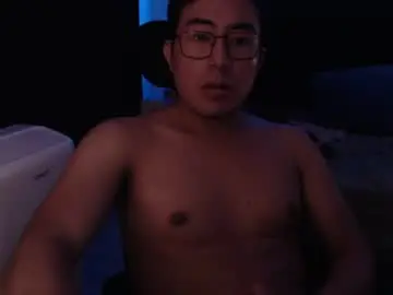 Chaturbate Sex Chat of andrewmhilton_