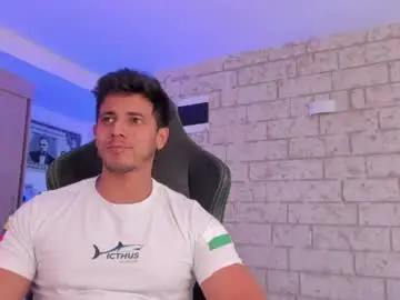 Chaturbate Live Sex Cam of ashton_coleman_