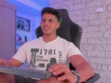 Chaturbate Free Live Porn of ashton_coleman_