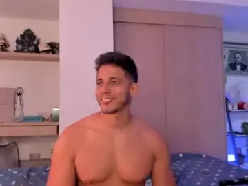 Chaturbate Live Porn of ashton_coleman_