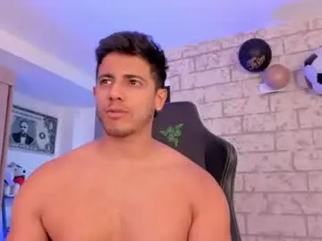 Chaturbate Live Sex Cam of ashton_coleman_