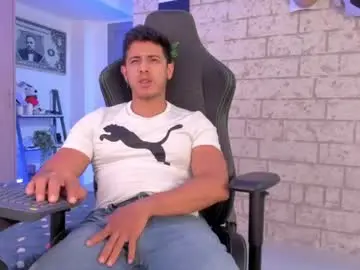 Chaturbate Live Porn of ashton_coleman_