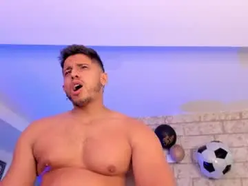 Chaturbate Watch Live Sex Cams of ashton_coleman_