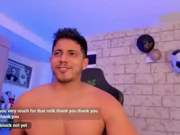 Chaturbate Live Porn of ashton_coleman_