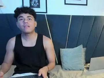 Chaturbate Sex Cam of enzo_love18