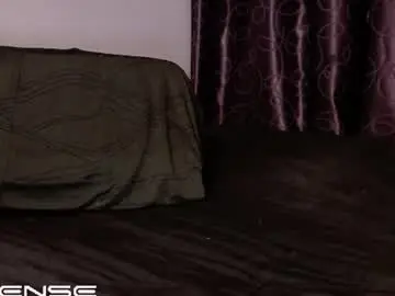 Chaturbate Live Porn of kiabigdick