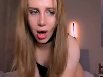 Chaturbate Sex Cam of kira_sunrise