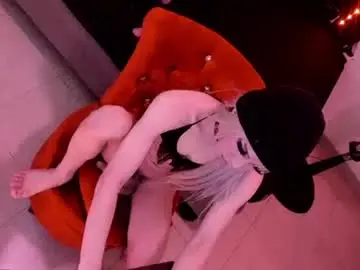 Chaturbate Watch Live Sex Cams of misselissehillx