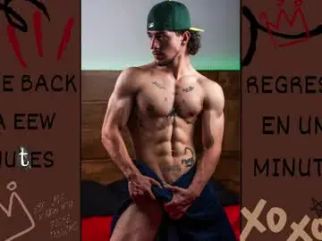 Chaturbate Live Sex of valentino_2201