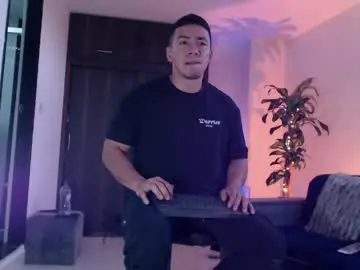 Chaturbate Nude Webcam of bastian_franco01