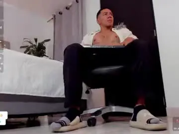 Chaturbate Sex Cam of bastian_franco01