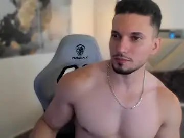 Chaturbate Adult Video Chat of ryan_ward79