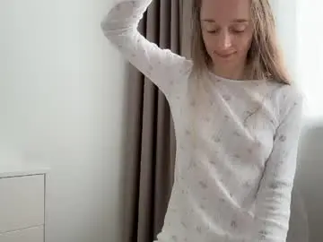 Chaturbate Live Sex of shy_schoolgirl_