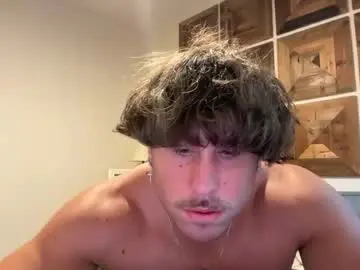 Chaturbate Live Sex Cam of hungkingg22