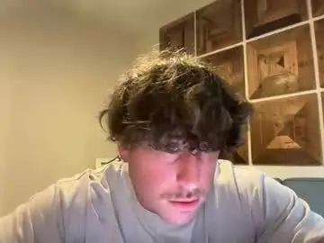 Chaturbate Live Sex Cam of hungkingg22