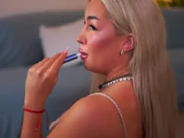 Chaturbate Sex Cam of lisetteluxe