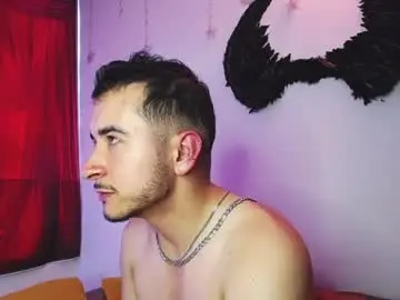 Chaturbate Live Porn of noha_and_iam1