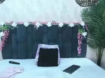 Chaturbate Watch Live Sex Cams of arianadiosa1