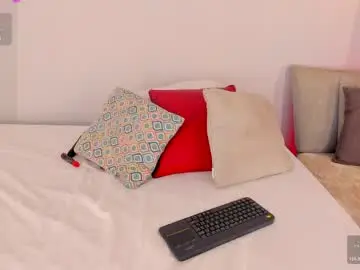 Chaturbate Watch Live Sex Cams of ariavelvet_