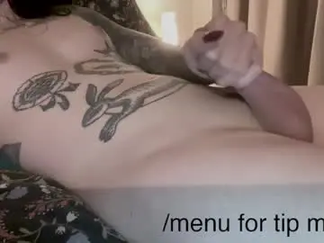 Chaturbate Nude Webcam of elyseeve333