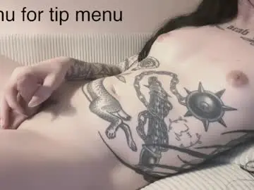 Chaturbate Adult Video Chat of elyseeve333