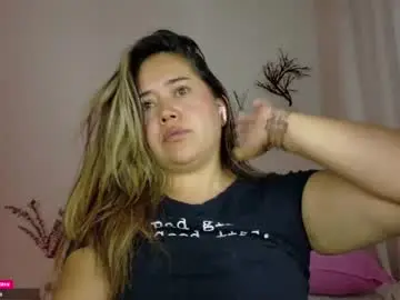 Chaturbate Watch Live Sex Cams of urdreamgiirl
