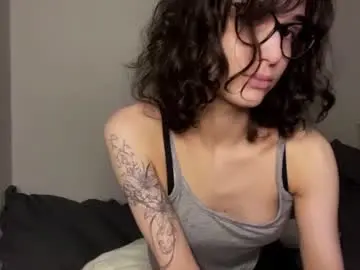 Chaturbate Free Porn Cam of odettehatt