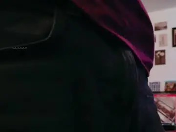 Chaturbate Watch Live Sex Cams of s_a_t_u_r_n