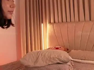 Chaturbate Live Sex Cam of sweetlittlevenus