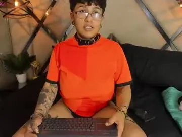 Chaturbate Sex Chat of bill33_