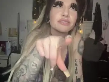 Chaturbate Free Porn Cam of emilietreez