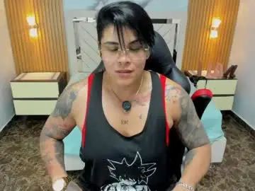 Chaturbate Adult Video Chat of karolandluna