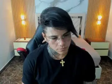 Chaturbate Sex Cam of karolandluna