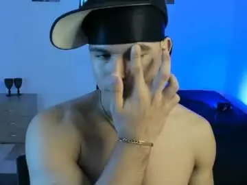 Chaturbate Live Sex of sant_wahlberg