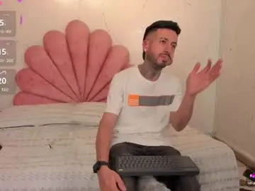 Chaturbate Live Sex Cam of stevenandlaura_