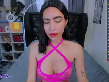 Chaturbate Live Sex Cam of claudia_empress