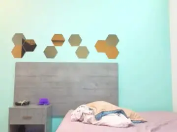 Chaturbate Free Live Porn of daniela_gil7